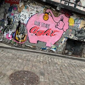 Meet your Posher, Adriana